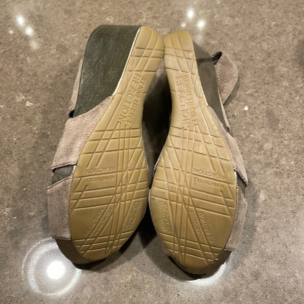 Reaction By Kenneth Cole Gray Strappy Wedges View 4